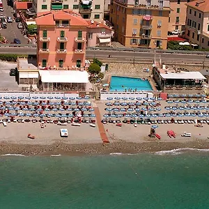 https://hotel-bianca-maria.hotelitalianriviera.com
